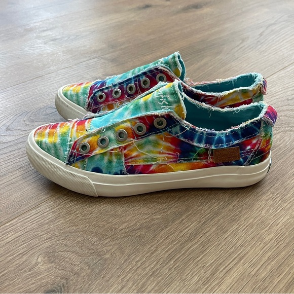 Blowfish Shoes - Blowfish Malibu Womens Play Sneaker, Rai Sz_6.5_Rainbow Tie Dye